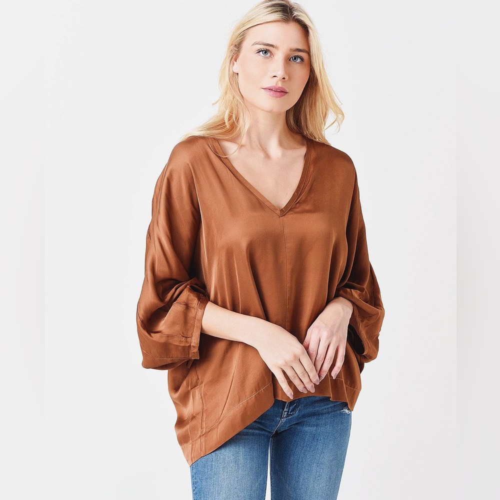 Stark X Women's Puff Sleeve Top